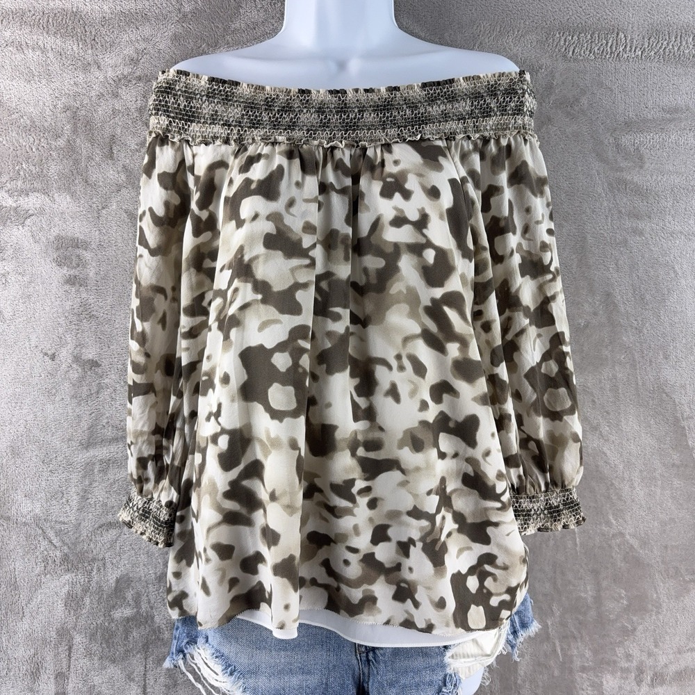 Alice + Olivia Off Shoulder Top Womens Small Brown Beige Camo‎ Smocked Boho Chic